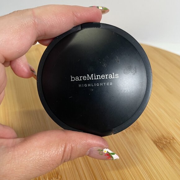BareMinerals ZEN Endless Glow Highlighter 0.35 oz 10g Mirror Compact Pressed - Picture 2 of 3